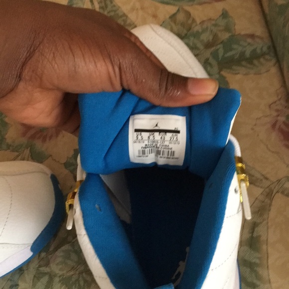 Jordan 12 - Picture 3 of 4